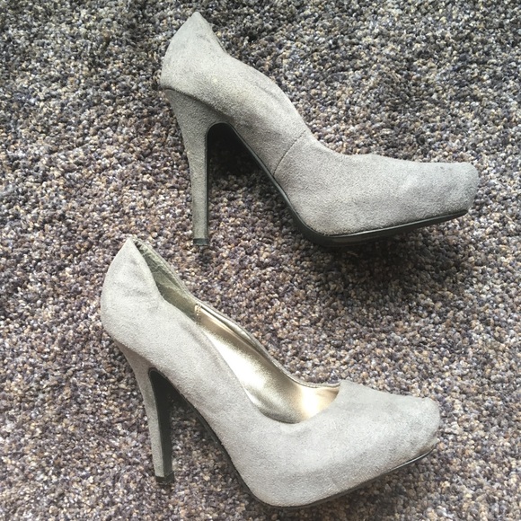 Gray Velvety Pointed Toe Stiletto - Picture 2 of 7